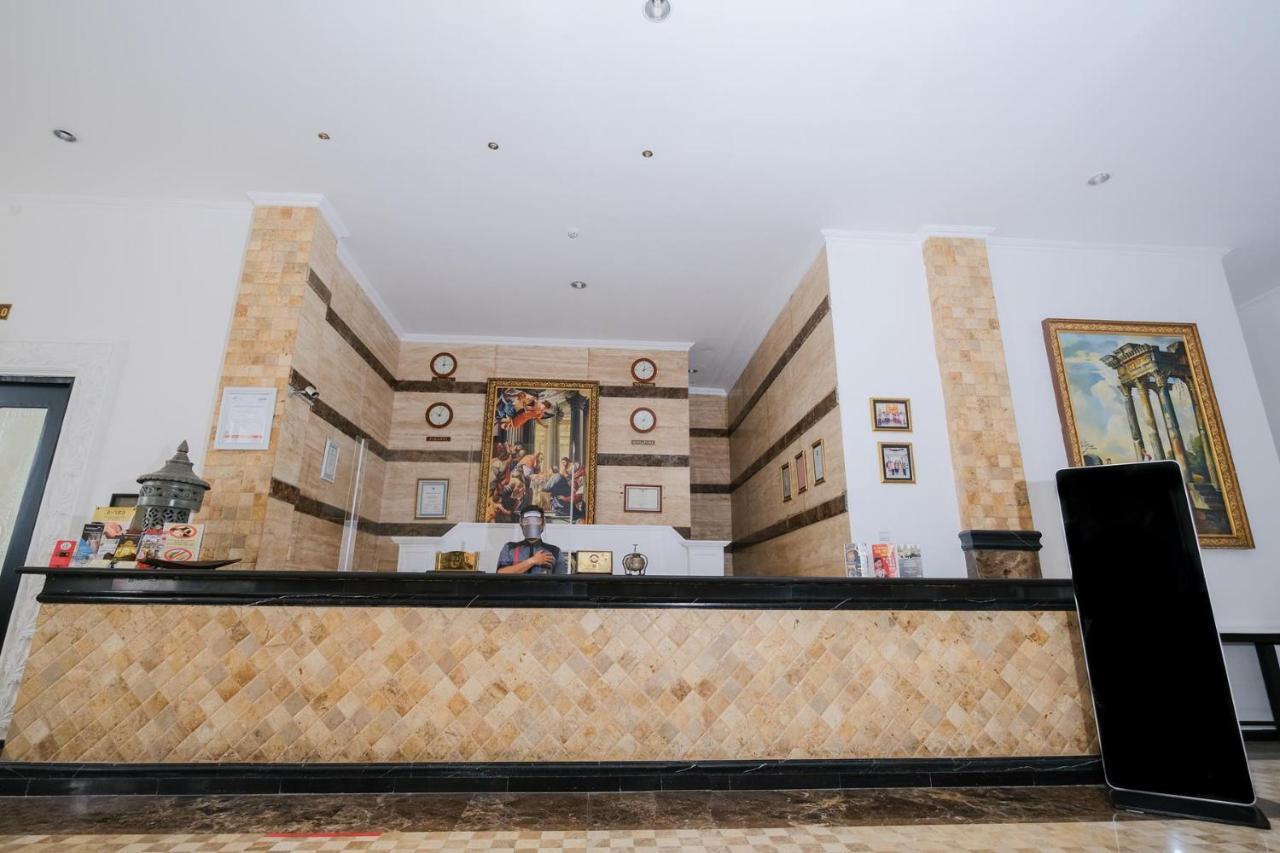The Grand Palace 3* Yogyakarta
